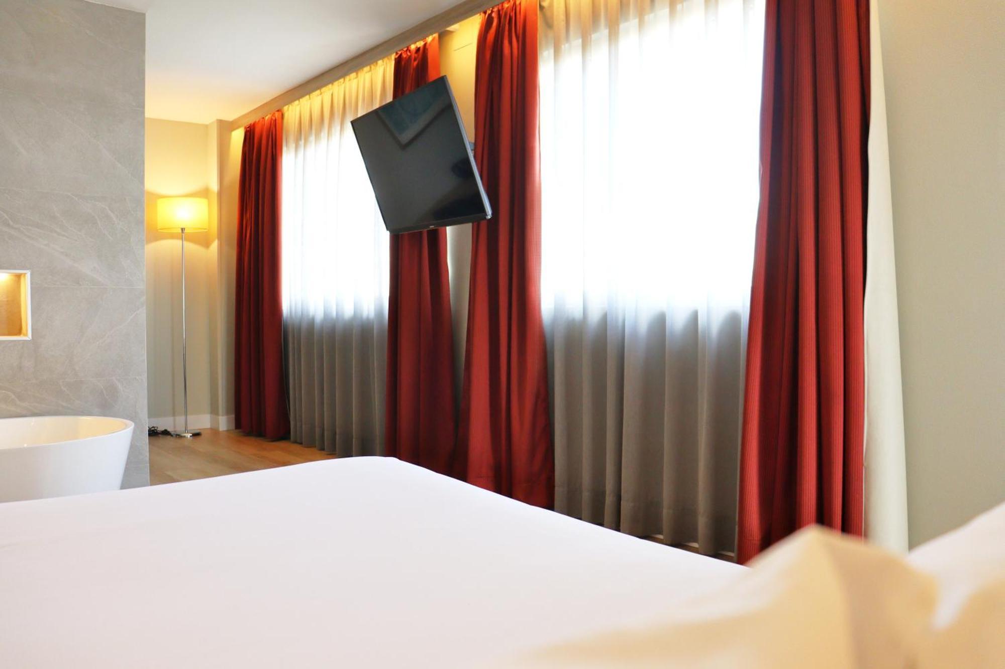 Eurohotel Diagonal Port Barcelona Ngoại thất bức ảnh
